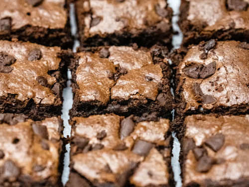 Cake Classics] Super saftige Schokoladen-Brownies – SHELIKES